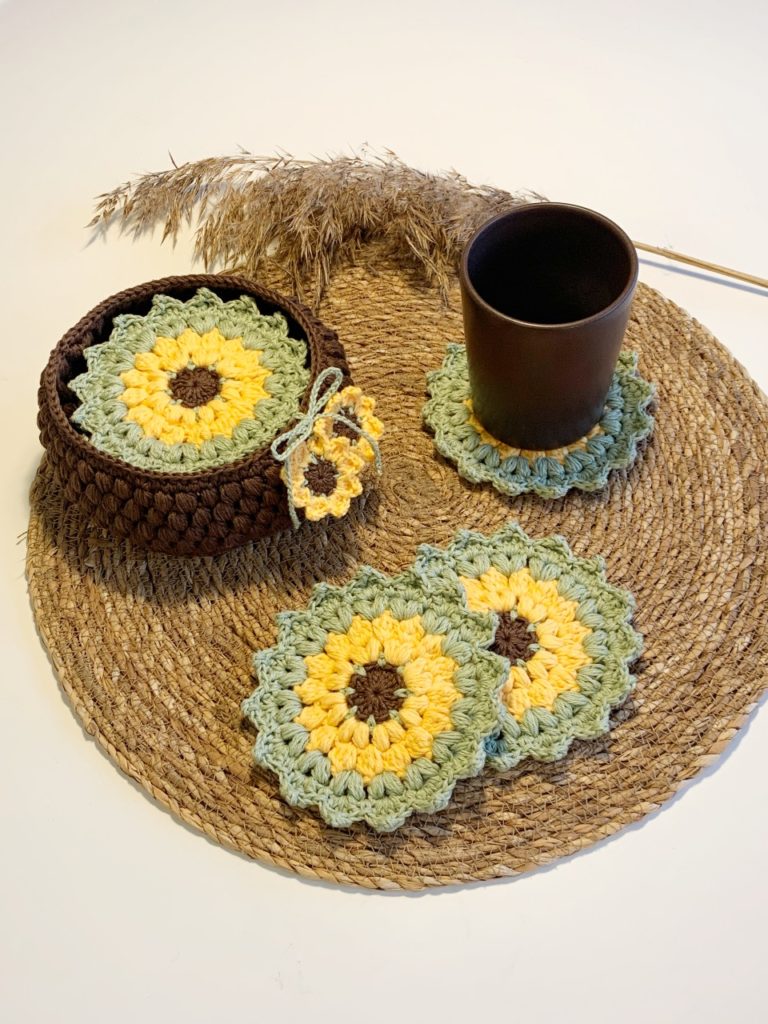 Mönster virkade Glasunderlägg solros - EllenKantarellen