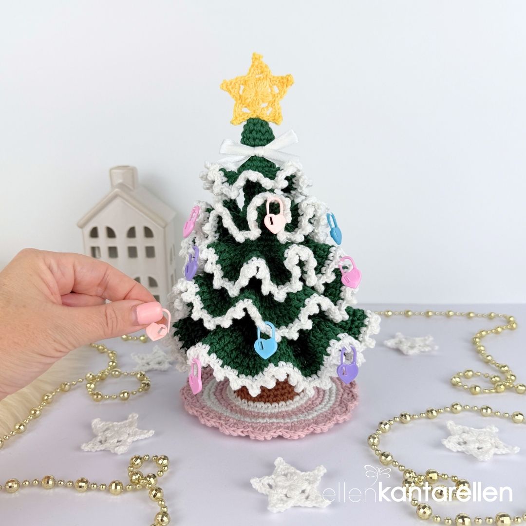 Mönster virkad Gran med volang - Bild 2